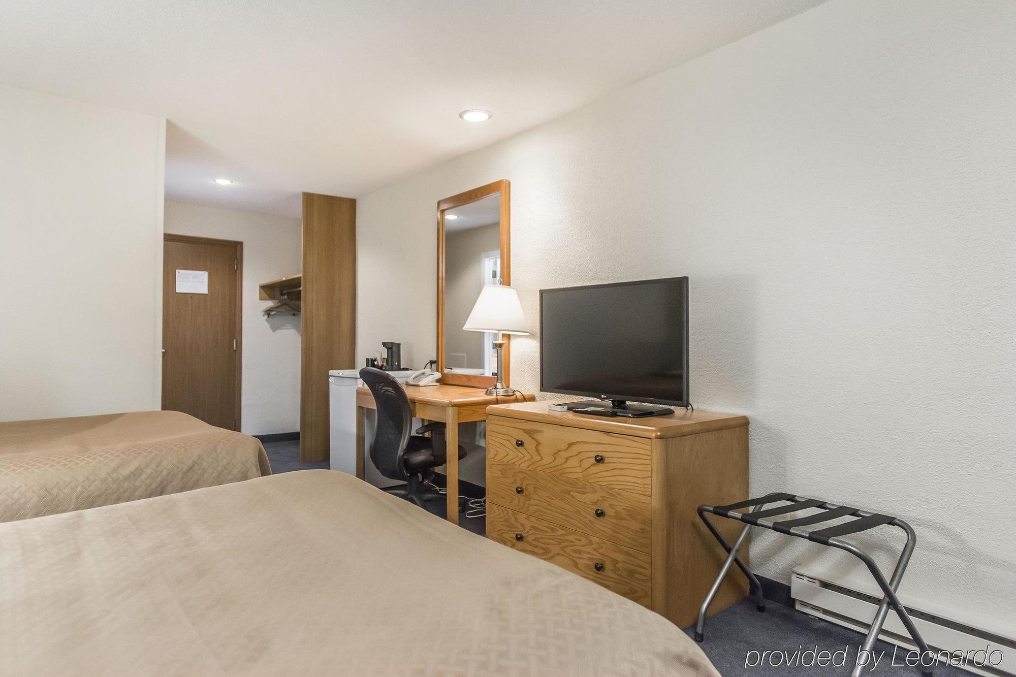Rodeway Inn Grand Falls Ngoại thất bức ảnh